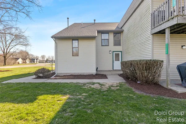 $149,900 | 11361 40th Avenue, Unit 12, Allendale, MI 49401
