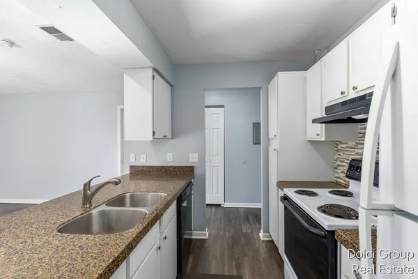 $149,900 | 11361 40th Avenue, Unit 12, Allendale, MI 49401