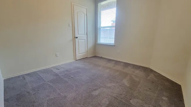 $1,925 | 242 Thornless Circle, Buda, TX 78610