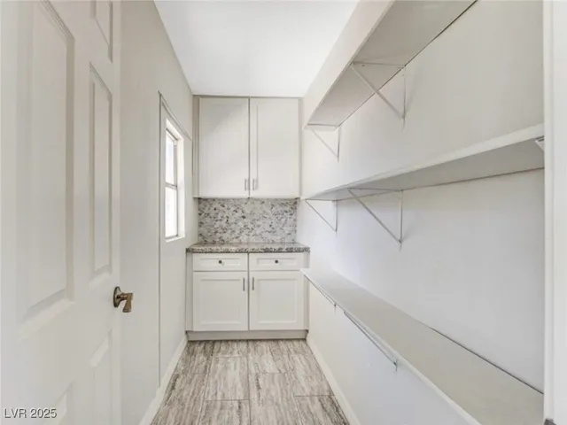 $2,385 | 1932 Hassett Avenue, Las Vegas, NV 89104