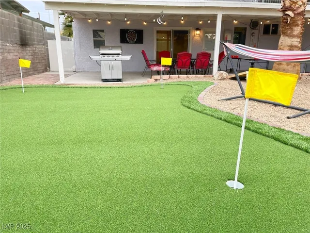 $2,385 | 1932 Hassett Avenue, Las Vegas, NV 89104