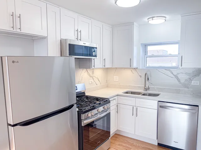 $1,700 | 1841 South Carpenter Street, Unit 3R, Chicago, IL 60608