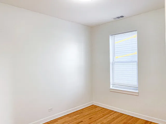 $1,700 | 1841 South Carpenter Street, Unit 3R, Chicago, IL 60608