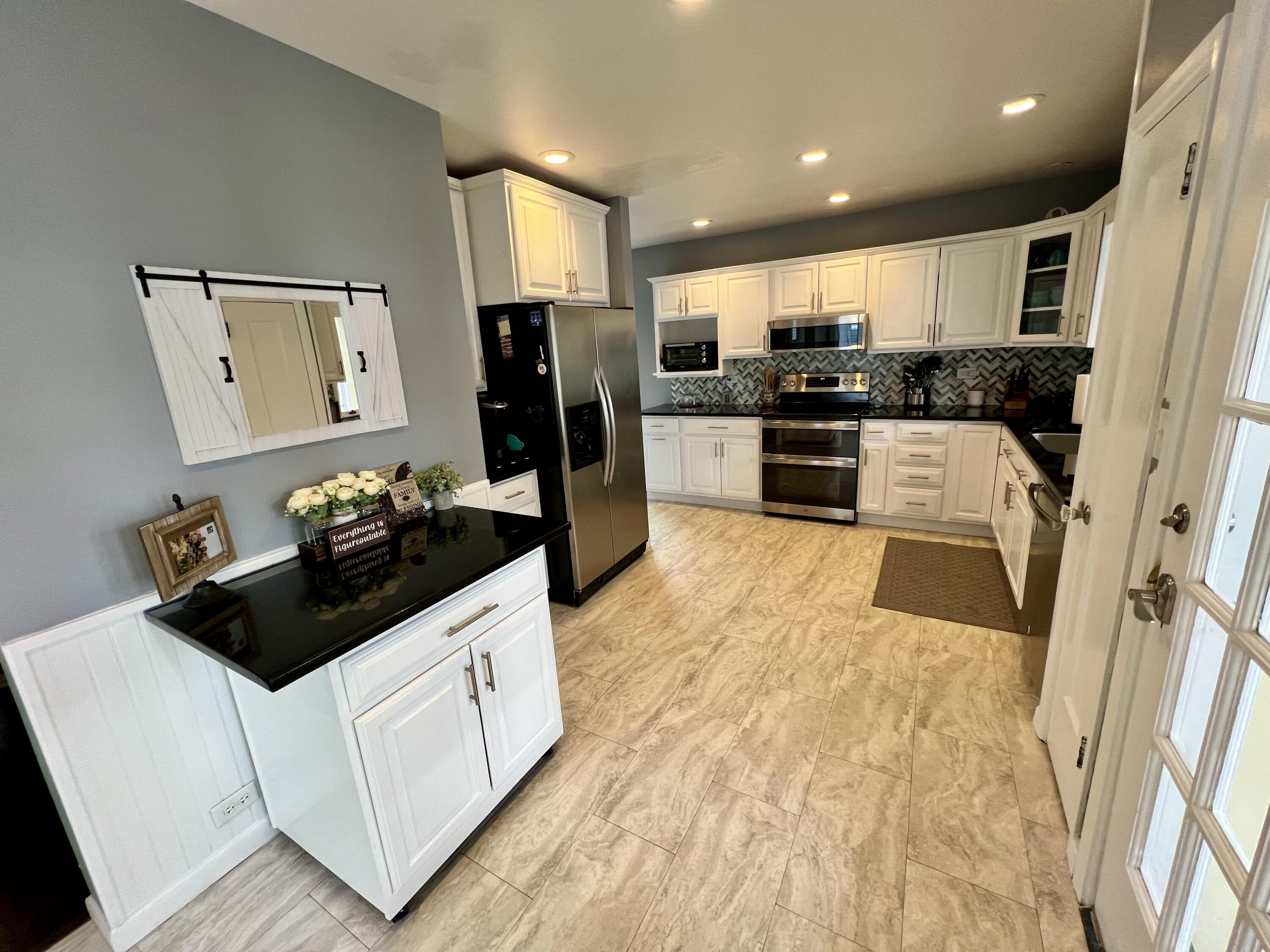 20 Pearl Street Rouses Point, NY 12979 - Photo 6 of 40