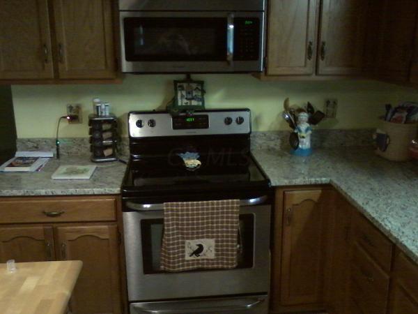 2233 Rodger Road Columbus, OH 43207 - Photo 4 of 18 Picture0926142015_1