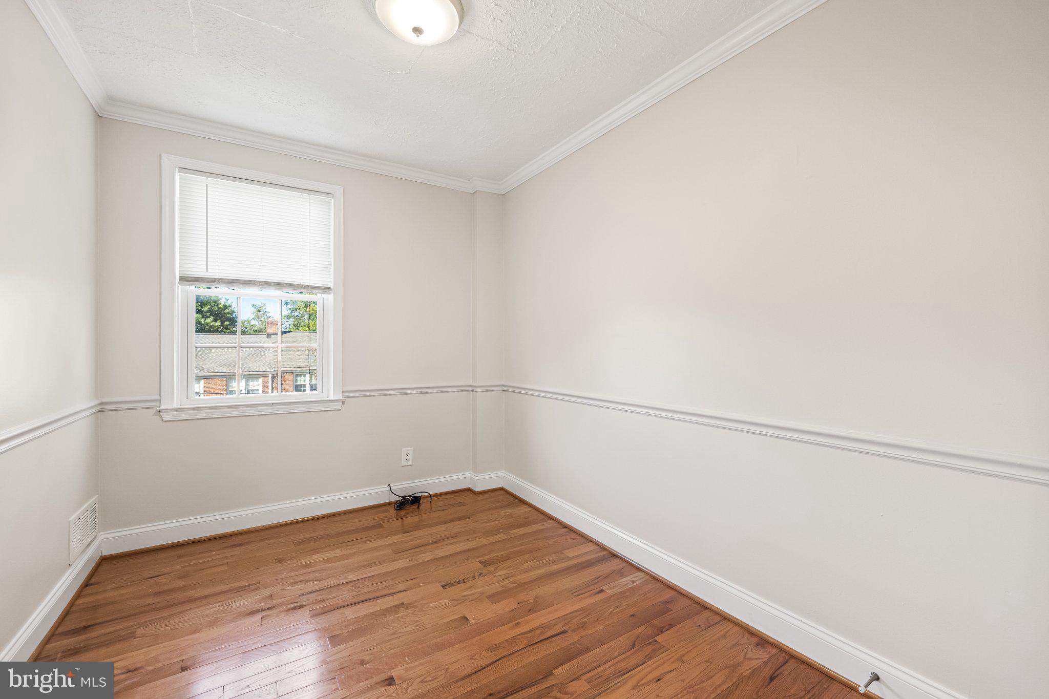 110 Brandon Road Baltimore, MD 21212 - Photo 22 of 31 Third bedroom