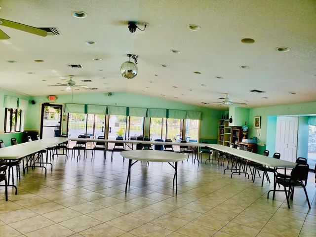 $1,900 | 3561 Pine Needle Drive, Unit C1, Greenacres, FL 33463