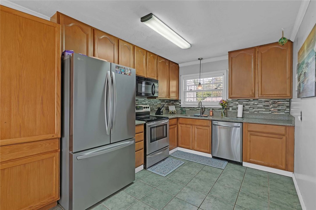 7 Maverick Court Hampton, VA 23669 - Photo 10 of 19