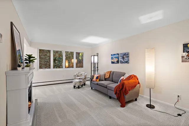 $179,900 | 1540 Ashland Avenue, Unit 12, St. Paul, MN 55104