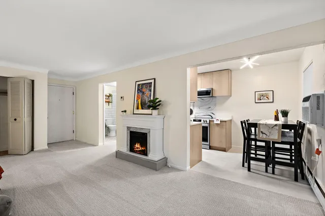 $179,900 | 1540 Ashland Avenue, Unit 12, St. Paul, MN 55104