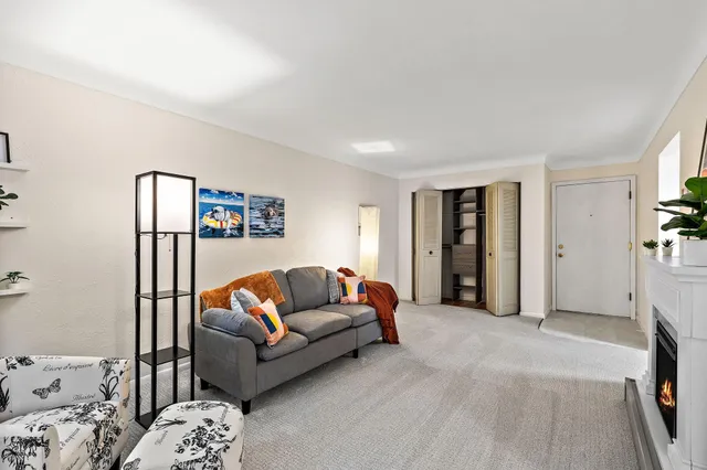 $179,900 | 1540 Ashland Avenue, Unit 12, St. Paul, MN 55104