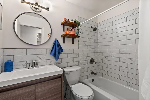 $179,900 | 1540 Ashland Avenue, Unit 12, St. Paul, MN 55104