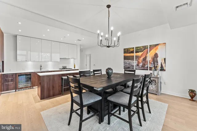 $5,799 | 1650 Silver Hill Drive, Unit 1706, McLean, VA 22102