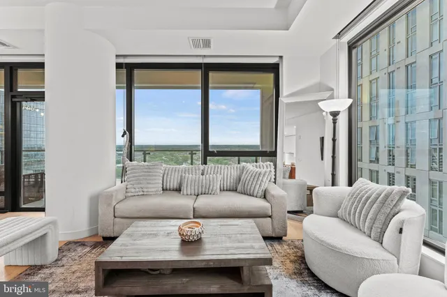 $5,799 | 1650 Silver Hill Drive, Unit 1706, McLean, VA 22102