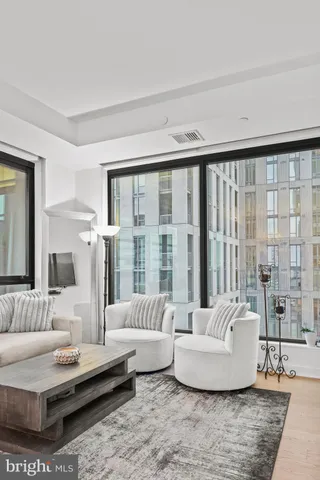 $5,799 | 1650 Silver Hill Drive, Unit 1706, McLean, VA 22102