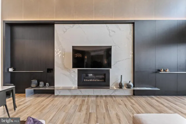 $5,799 | 1650 Silver Hill Drive, Unit 1706, McLean, VA 22102