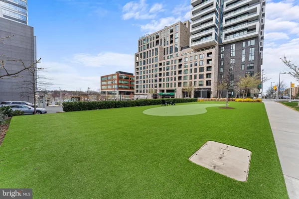 $5,799 | 1650 Silver Hill Drive, Unit 1706, McLean, VA 22102