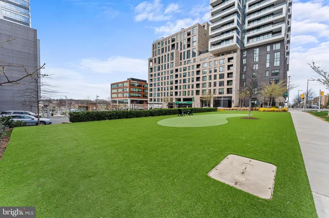 $5,799 | 1650 Silver Hill Drive, Unit 1706, McLean, VA 22102