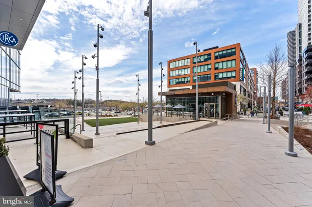 $5,799 | 1650 Silver Hill Drive, Unit 1706, McLean, VA 22102