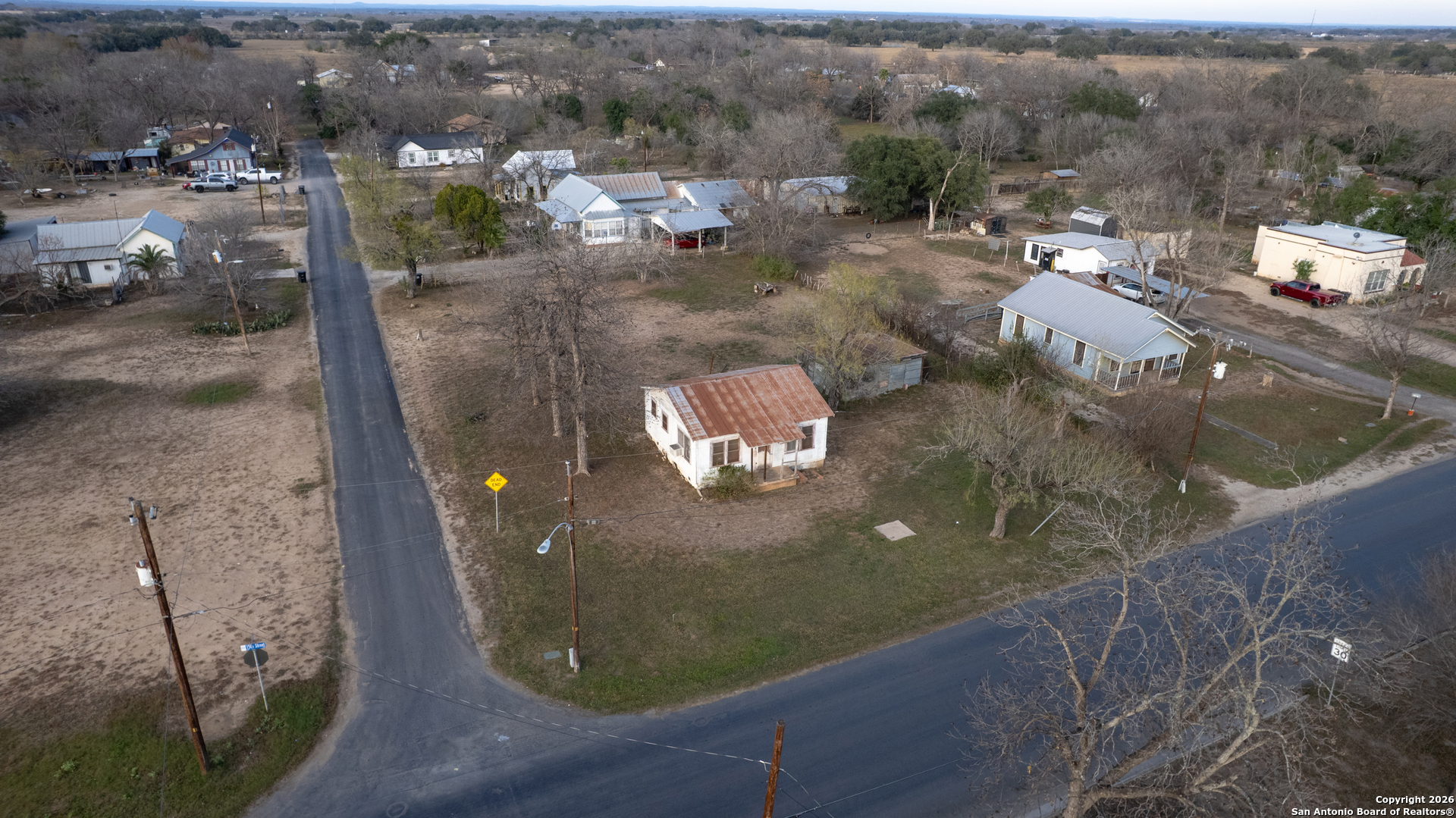 910 15th Street Hondo, TX 78861 - Photo 22 of 26 a view of outdoor space