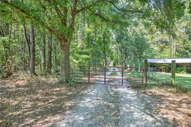 $470,000 | 4107 Rosebud Road, Loganville, GA 30052