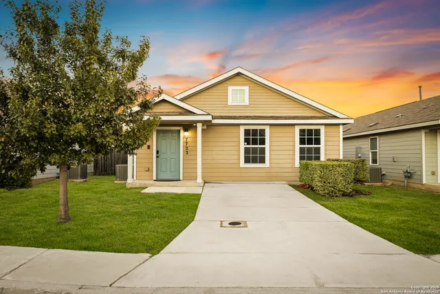$220,000 | 7722 Nopalitos Cove, San Antonio, TX 78239