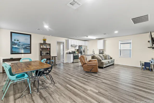 $220,000 | 7722 Nopalitos Cove, San Antonio, TX 78239