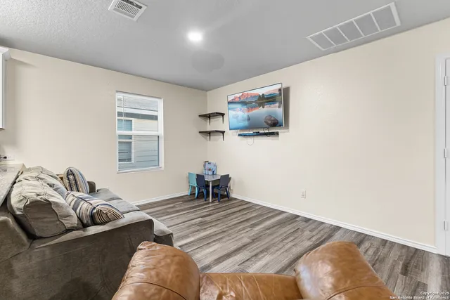 $220,000 | 7722 Nopalitos Cove, San Antonio, TX 78239