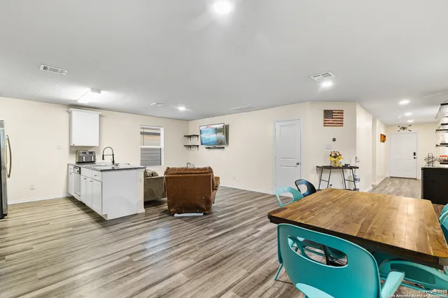 $220,000 | 7722 Nopalitos Cove, San Antonio, TX 78239