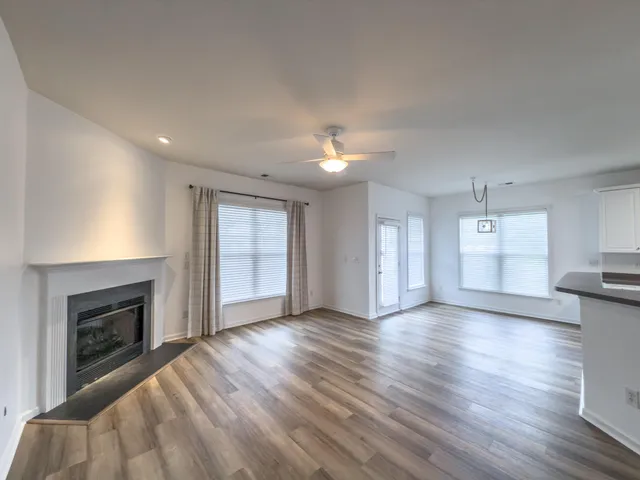 $2,400 | 237 Trillium Avenue, Summerville, SC 29483