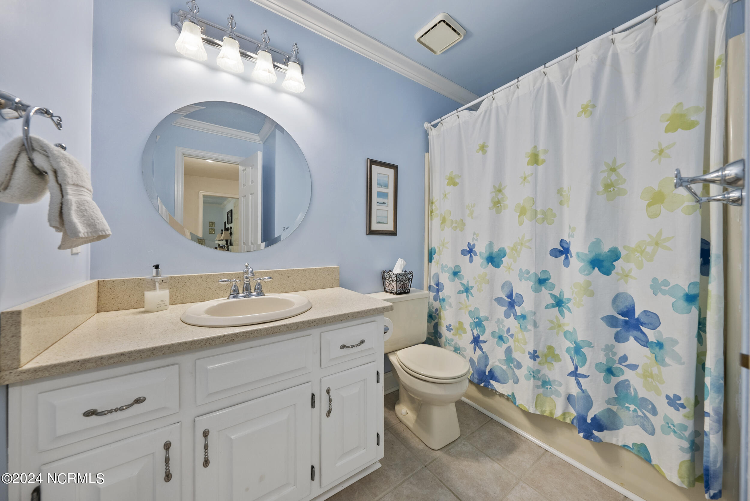 116 South Landing Road Moyock, NC 27958 - Photo 27 of 51 Full bath on second floor