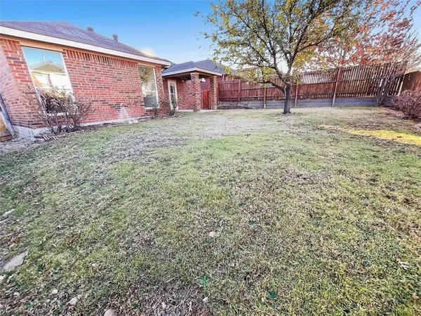 $2,000 | 3916 Big Thicket Drive, Fort Worth, TX 76244