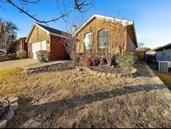 $2,000 | 3916 Big Thicket Drive, Fort Worth, TX 76244