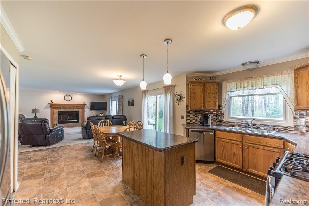 6660 Ralaric Drive Dexter, MI 48130 - Photo 13 of 44 DSC_2440.jpg