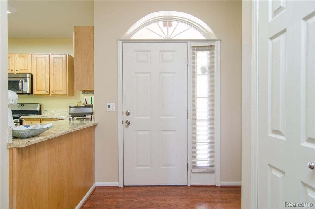 41544 Glade Road Canton, MI 48187 - Photo 4 of 41 GRU_4965.jpg