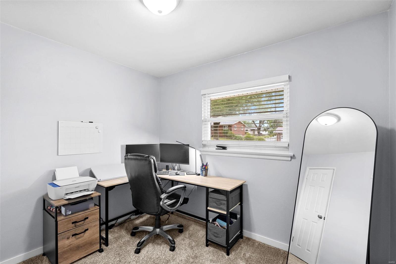 11104 Patsy Drive St. Louis, MO 63123 - Photo 17 of 22