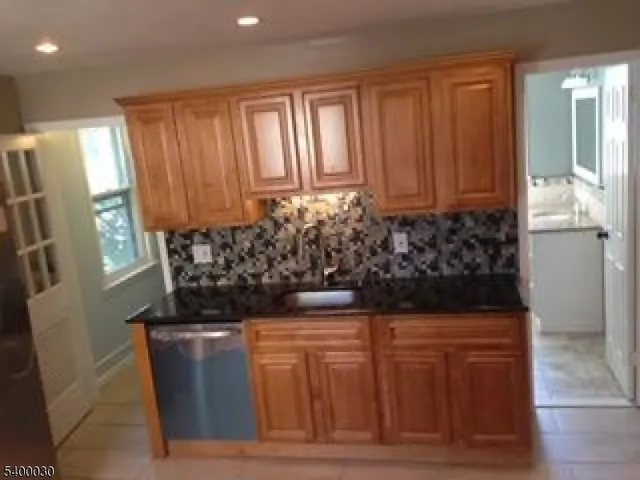 $2,500 | 169 Walnut Street, Unit 2, Bloomfield, NJ 07003