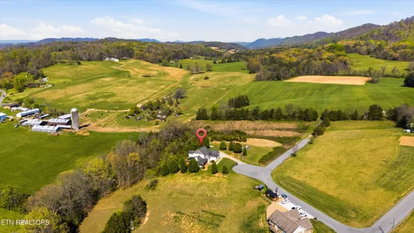 $875,000 | 175 Valley View, Maynardville, TN 37807