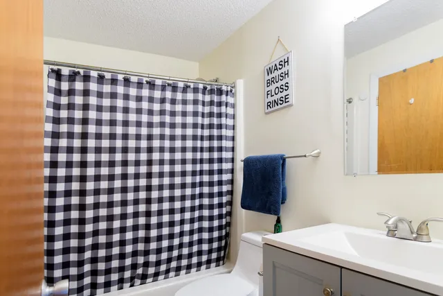 $359,999 | 129 Hodgeman Hill Road, Campton, NH 03223