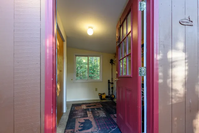 $359,999 | 129 Hodgeman Hill Road, Campton, NH 03223