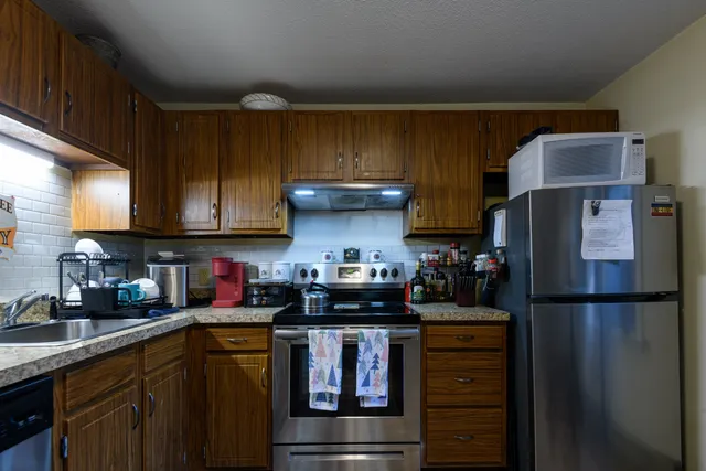 $359,999 | 129 Hodgeman Hill Road, Campton, NH 03223