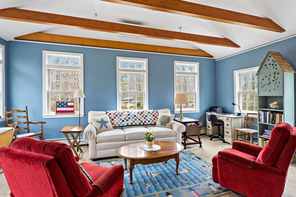204 Farmersville Road Sandwich, MA 02563 - Photo 10 of 24 Gallery Image 10