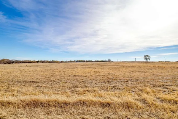 $130,000 | 227 Sweetgrass Drive, Poolville, TX 76487