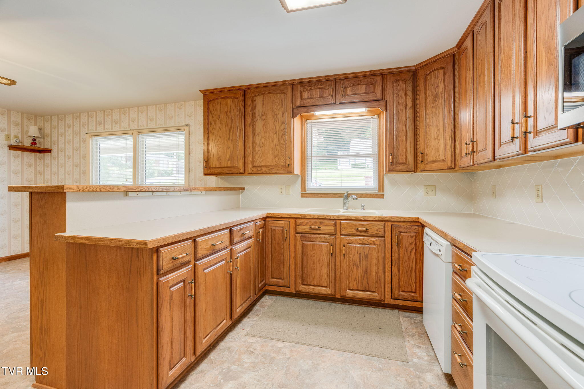 1763 Sylvan Hill Road Elizabethton, TN 37643 - Photo 18 of 55 018