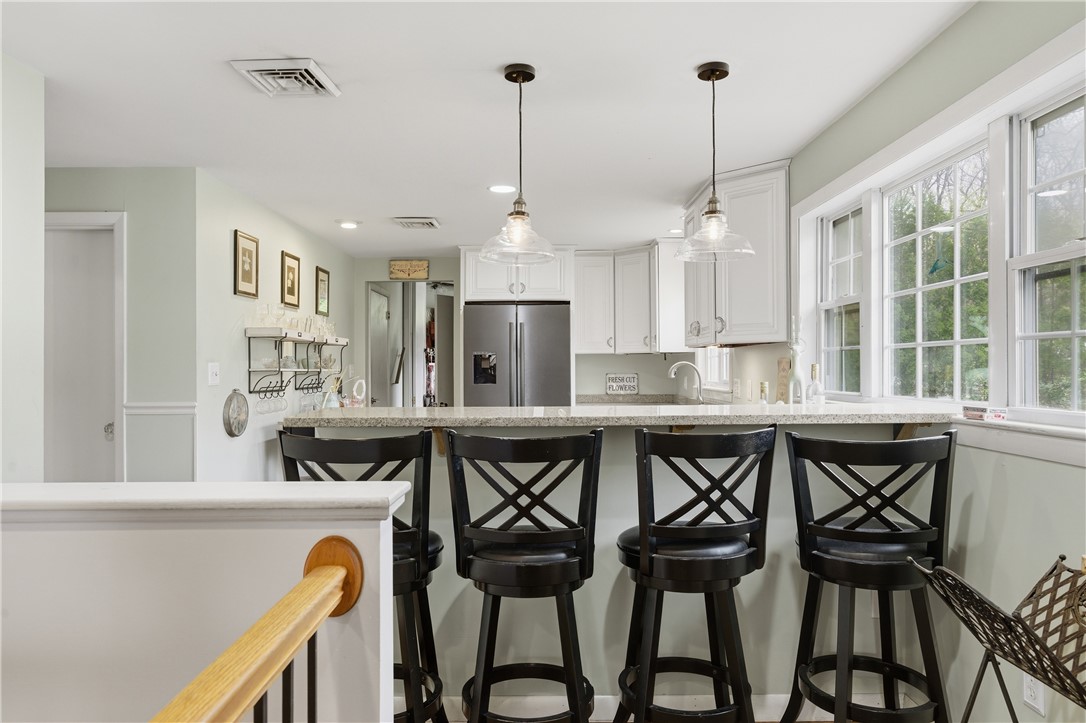 315 Angell Road Lincoln, RI 02865 - Photo 7 of 31 Gallery Image 7