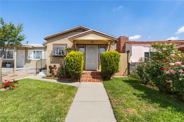 $499,000 | 243 East Norton Street, Long Beach, CA 90805