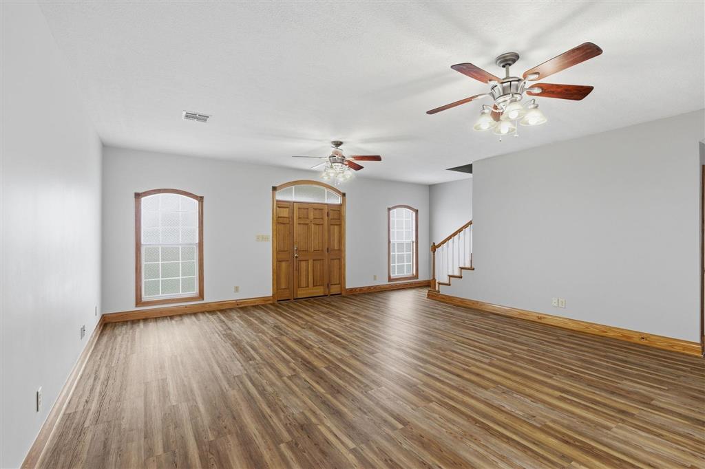 21259 Highway 101 Iowa, LA 70647 - Photo 4 of 27