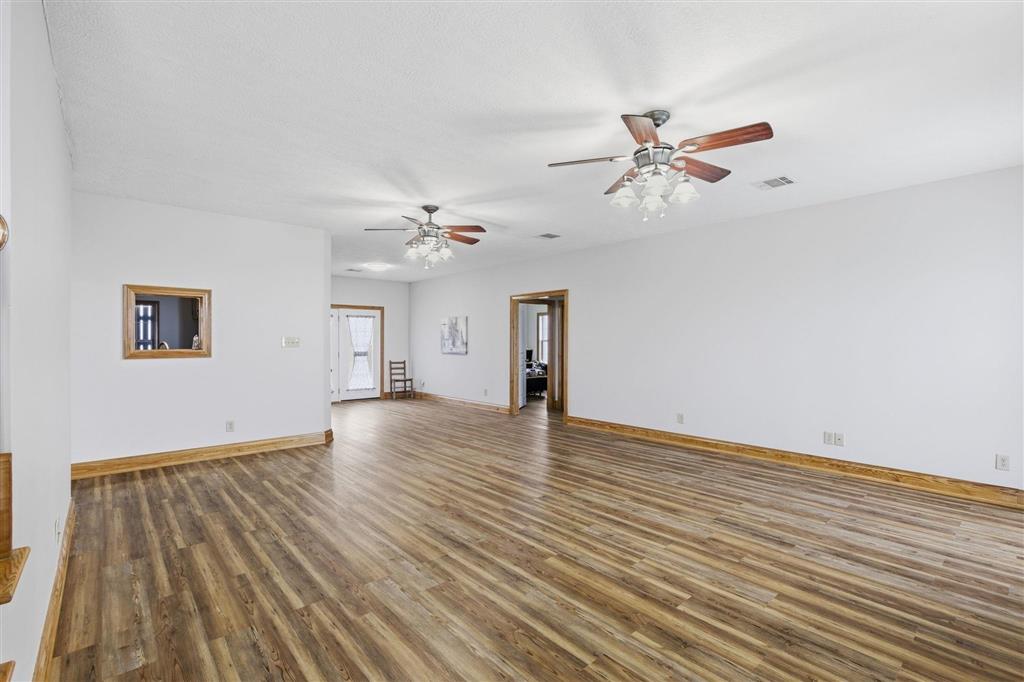 21259 Highway 101 Iowa, LA 70647 - Photo 5 of 27