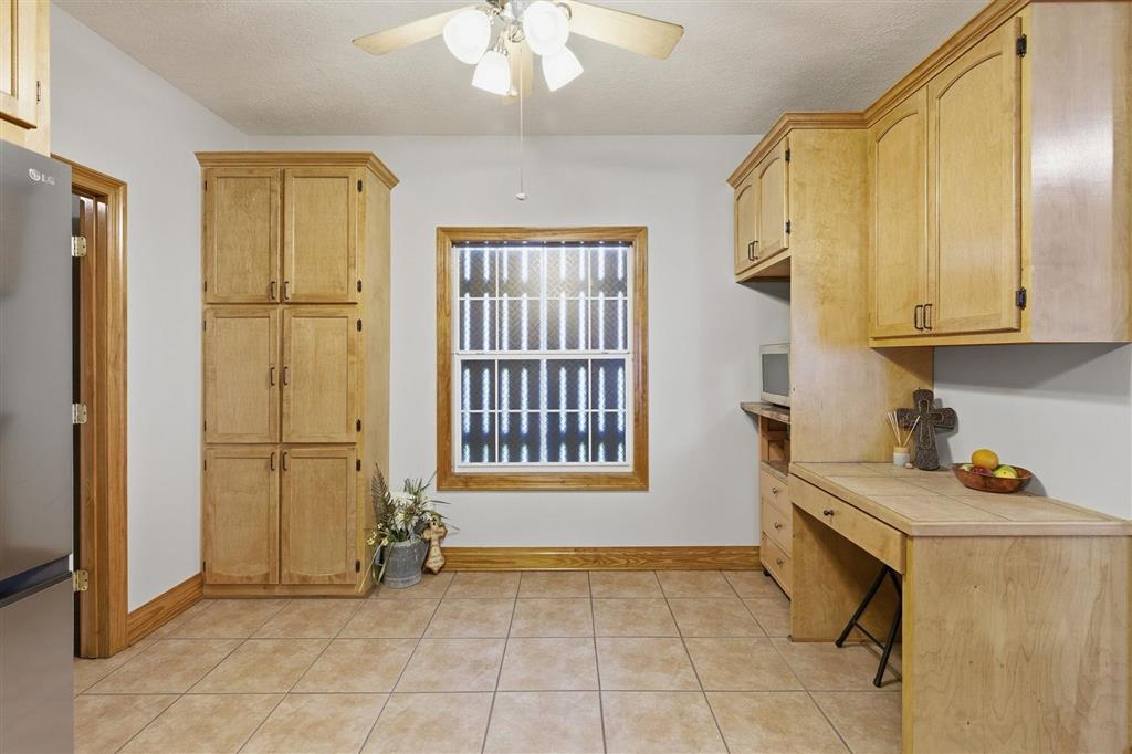 21259 Highway 101 Iowa, LA 70647 - Photo 8 of 27