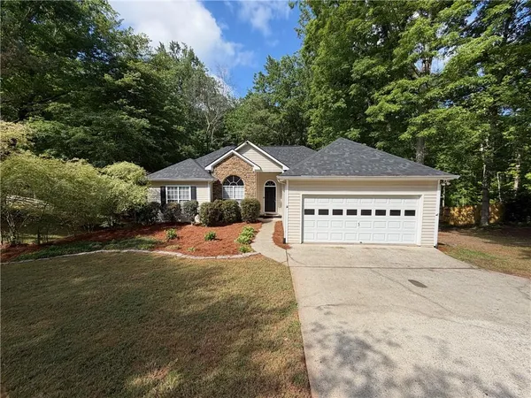 $2,400 | 7080 Shady Oak Lane, Cumming, GA 30040